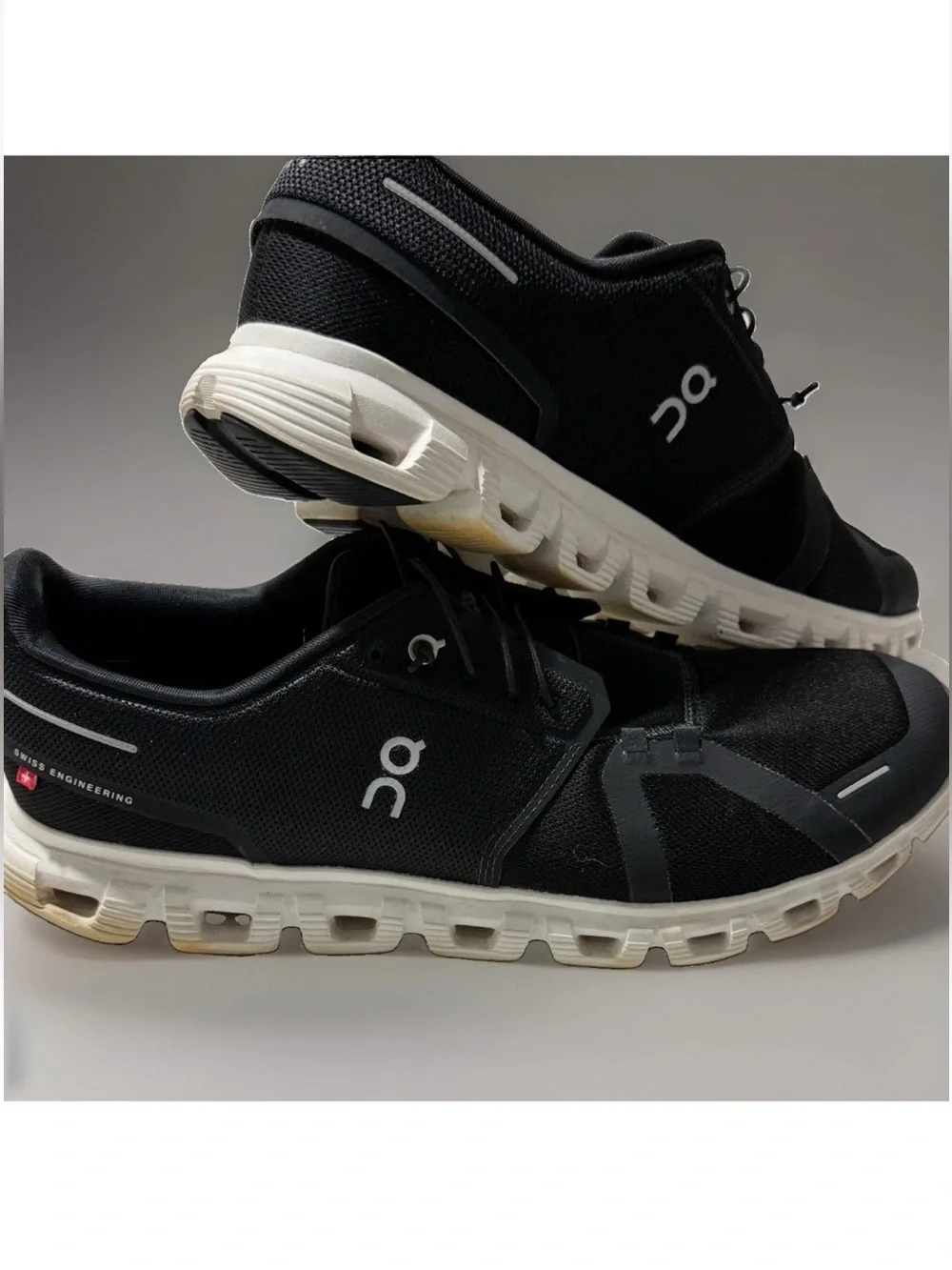 Men's On Cloud 6 in the Black/White colorway Size 14